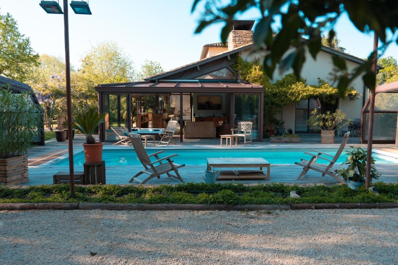 Villa Des Gones Dommartin  Exterior photo